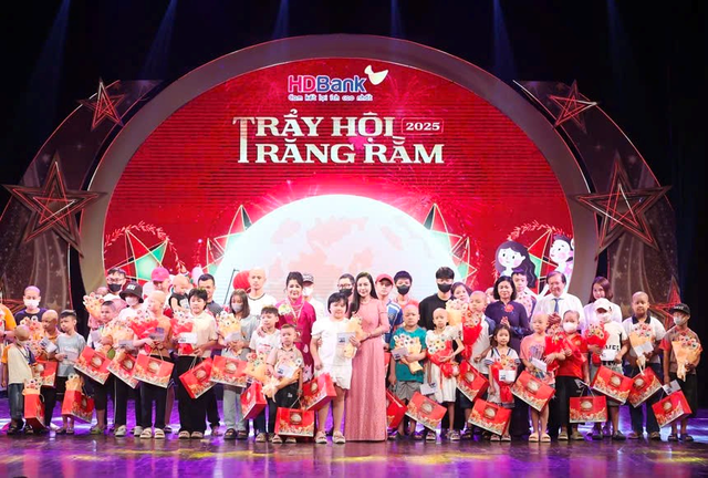 HD Bank - Tr&aacute;i tim sẻ chia c&ugrave;ng &lsquo;Trẩy hội trăng rằm&rsquo;- Ảnh 4.