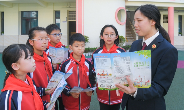 Khi AI tiếp tay và trở thành kẻ 'bạo lực học đường' kiểu mới - Ảnh 1.