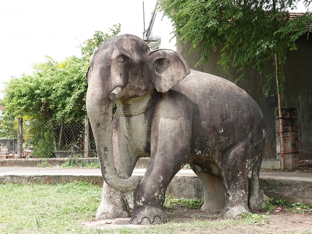Làm sao 'đánh thức' thành Hoàng Đế?- Ảnh 4. Làm sao 'đánh thức' thành Hoàng Đế?- Ảnh 4.