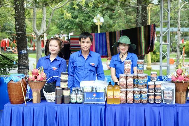 Thanh niên dân tộc thiểu số khởi nghiệp trong kỷ nguyên công nghệ - Ảnh 3.