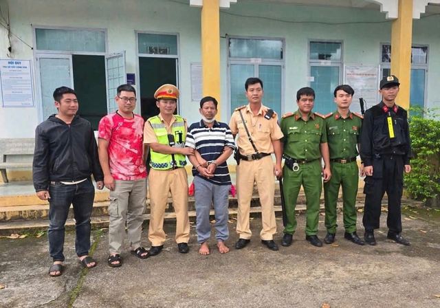 Bắt nghi phạm trong vụ nhân tình cũ xông vào phòng trọ chém người - Ảnh 2. Bắt nghi phạm trong vụ nhân tình cũ xông vào phòng trọ chém người - Ảnh 2.