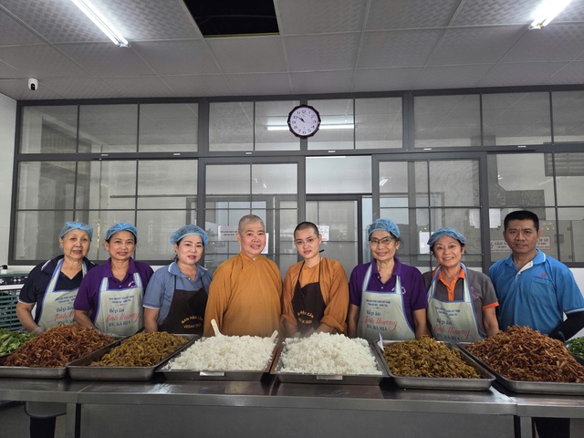 Gieo hạt bồ đề, nảy mầm thiện nguyện - Ảnh 2.