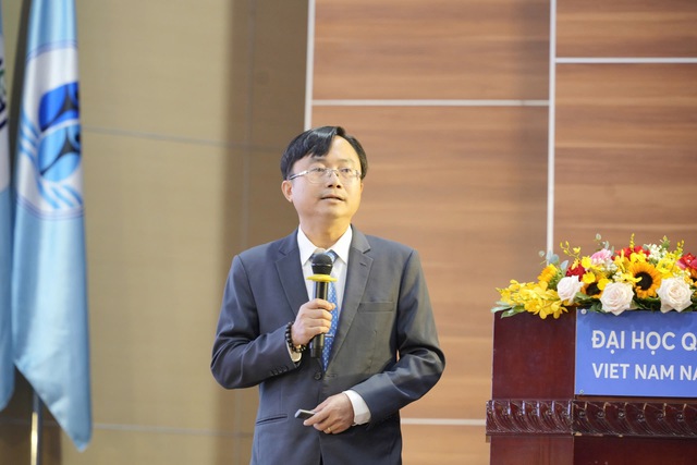 Đề xuất thí điểm xét công nhận GS, PGS và tự quyết số lượng phó hiệu trưởng- Ảnh 2. Đề xuất thí điểm xét công nhận GS, PGS và tự quyết số lượng phó hiệu trưởng- Ảnh 2.
