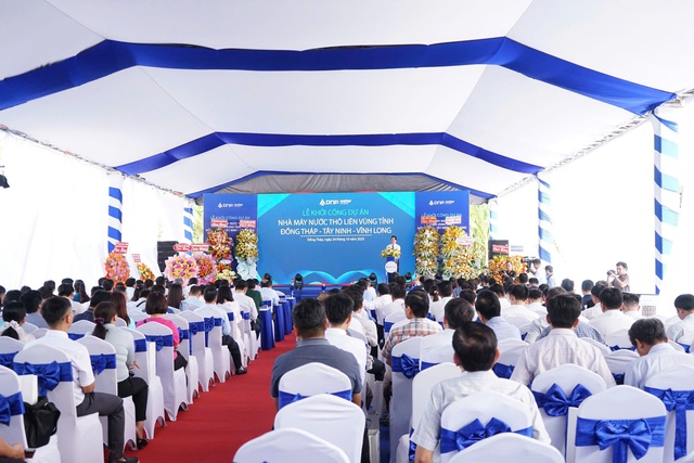 Khởi công dự án cấp nước sinh hoạt cho 2 triệu dân miền Tây- Ảnh 1. Khởi công dự án cấp nước sinh hoạt cho 2 triệu dân miền Tây- Ảnh 1.