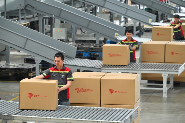 Đội ngũ nhân sự 247Express: Hành trình 20 năm gắn kết, trưởng thành và bứt phá - Ảnh 2.