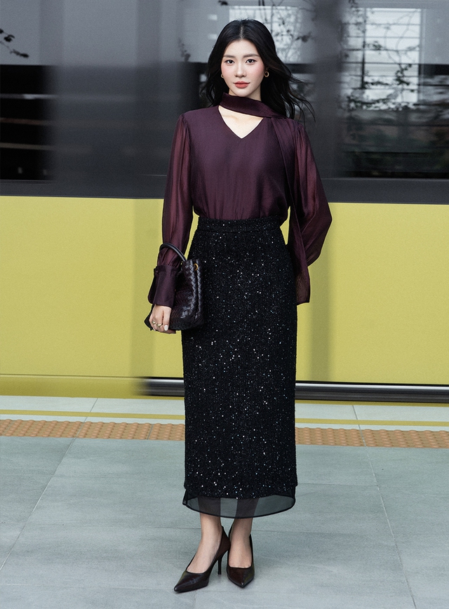 Đón gió lạnh đầu mùa, nàng công sở tỏa sáng với những lựa chọn này Đón gió lạnh đầu mùa, nàng công sở tỏa sáng với những lựa chọn này- Ảnh 1.