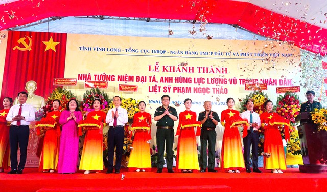 Thêm một nhà tưởng niệm anh hùng tình báo vừa được khánh thành- Ảnh 3. Thêm một nhà tưởng niệm anh hùng tình báo vừa được khánh thành- Ảnh 3.