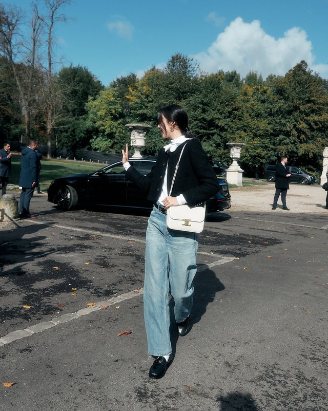 Quần jeans và áo tweed là cặp đôi ăn ý nhất mùa lạnh - Ảnh 2.