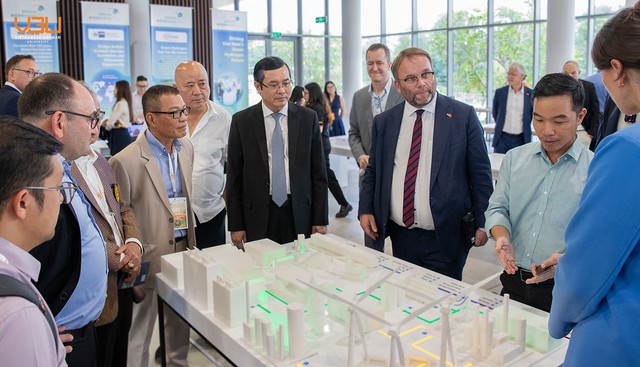 Trường đại học Việt Đức ươm mầm giải pháp năng lượng sạch - Ảnh 2.