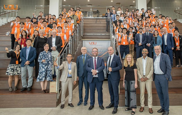 Trường đại học Việt Đức ươm mầm giải pháp năng lượng sạch - Ảnh 3.
