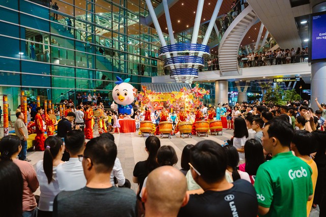 Nụ cười hiếu khách, bí quyết của Nhà ga Quốc tế Đà Nẵng- Ảnh 1. Nụ cười hiếu khách, bí quyết của Nhà ga Quốc tế Đà Nẵng- Ảnh 1.