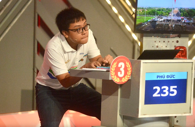 Trước giờ G, các quán quân, á quân Đường lên đỉnh Olympia chia sẻ 'bí kíp'- Ảnh 2. Trước giờ G, các quán quân, á quân Đường lên đỉnh Olympia chia sẻ 'bí kíp'- Ảnh 2.