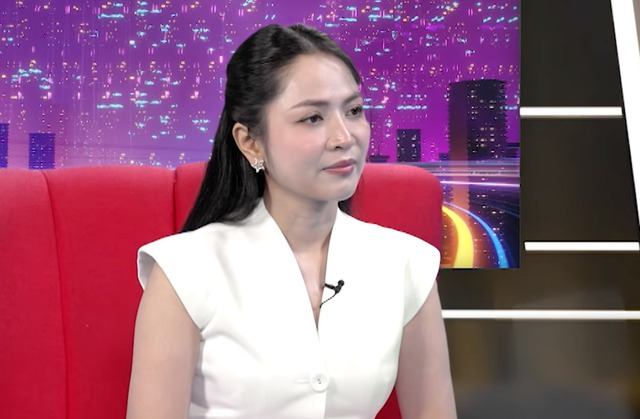 Ca sĩ Duyên Quỳnh tiết lộ quá khứ cứng đầu, khiến đồng nghiệp mất thiện cảm- Ảnh 1. Ca sĩ Duyên Quỳnh tiết lộ quá khứ cứng đầu, khiến đồng nghiệp mất thiện cảm- Ảnh 1.