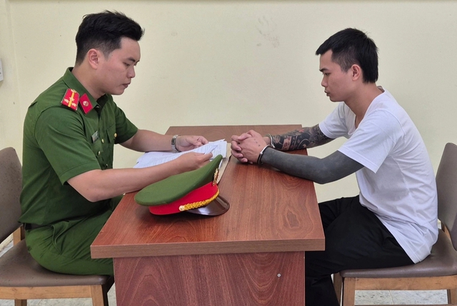 Chủ tài khoản TikTok 'Tàng Keng Ông Trùm' bị bắt- Ảnh 2. Chủ tài khoản TikTok 'Tàng Keng Ông Trùm' bị bắt- Ảnh 2.