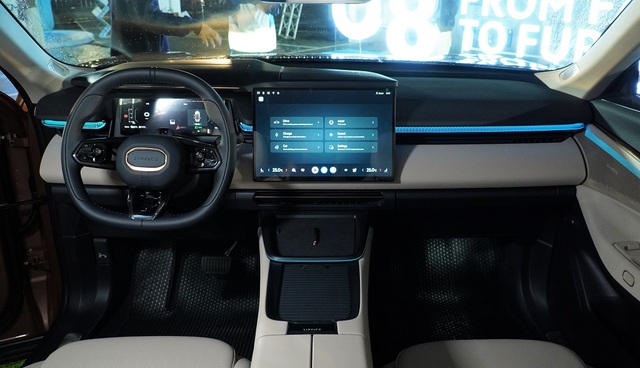 SUV PHEV 5 chỗ Lynk & Co 08 gi&aacute; từ 1,3 tỉ đồng tại Việt Nam - Ảnh 3.