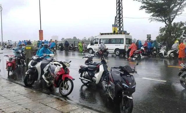 Đà Nẵng: Đi bán cá, người phụ nữ bị gió thổi rơi xuống vực, tử vong- Ảnh 1. Đà Nẵng: Đi bán cá, người phụ nữ bị gió thổi rơi xuống vực, tử vong- Ảnh 1.
