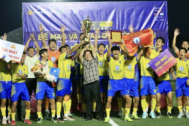 'Lột xác' ngoạn mục, đội Trường ĐH Đồng Tháp và ĐH Cần Thơ vào vòng chung kết- Ảnh 13. 'Lột xác' ngoạn mục, đội Trường ĐH Đồng Tháp và ĐH Cần Thơ vào vòng chung kết- Ảnh 13.