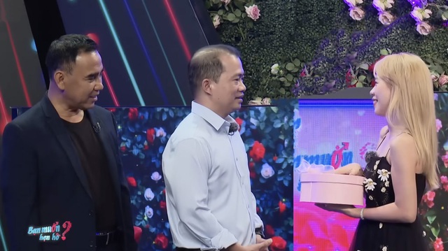 Kỹ sư lập trình 39 tuổi chưa yêu ai từ chối hẹn hò cô gái xinh đẹp  - Ảnh 1.