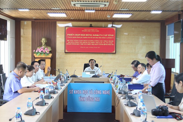 Quy định tội 'dụ dỗ trẻ em' để ngăn ngừa 'xâm hại tình dục trẻ em' - Ảnh 1.