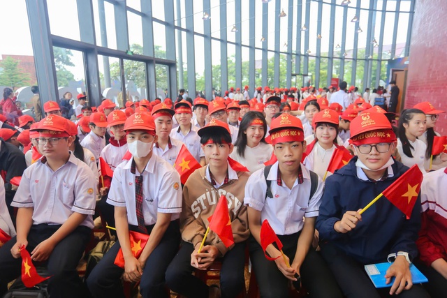 - Ảnh 12. - Ảnh 12.