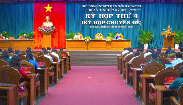 Gia Lai sẽ hỗ trợ học phí cho 38.000 học sinh ngoài công lập- Ảnh 1. Gia Lai sẽ hỗ trợ học phí cho 38.000 học sinh ngoài công lập- Ảnh 1.
