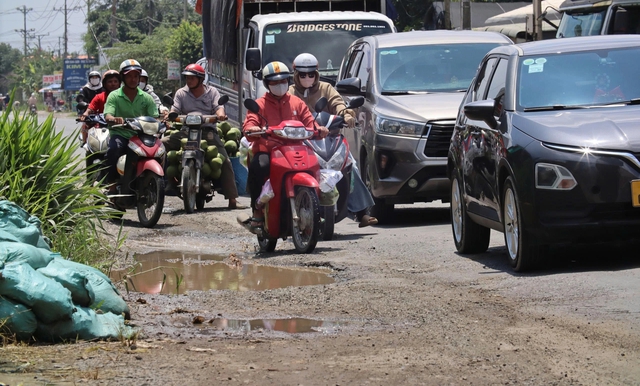 Tây Ninh: Chờ nâng cấp con đường 'đau k…