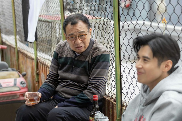 'Trùm vai phụ' Hứa Thiệu Hùng nguy kịch, loạt sao Hồng Kông tức tốc đến bệnh viện- Ảnh 6. 
Hứa Thiệu Hùng là gương mặt quen thuộc với khán giả yêu thích phim Hồng Kông