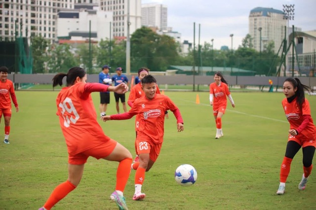 Huỳnh Như đối đầu đội tuyển nữ Việt Nam, tại sao? - Ảnh 2. Huỳnh Như đối đầu đội tuyển nữ Việt Nam, tại sao? - Ảnh 2.