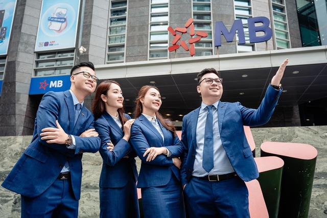 MB tăng trưởng bền vững, kiểm soát rủi ro hiệu quả,  chuyển đổi số toàn diện - Ảnh 1.