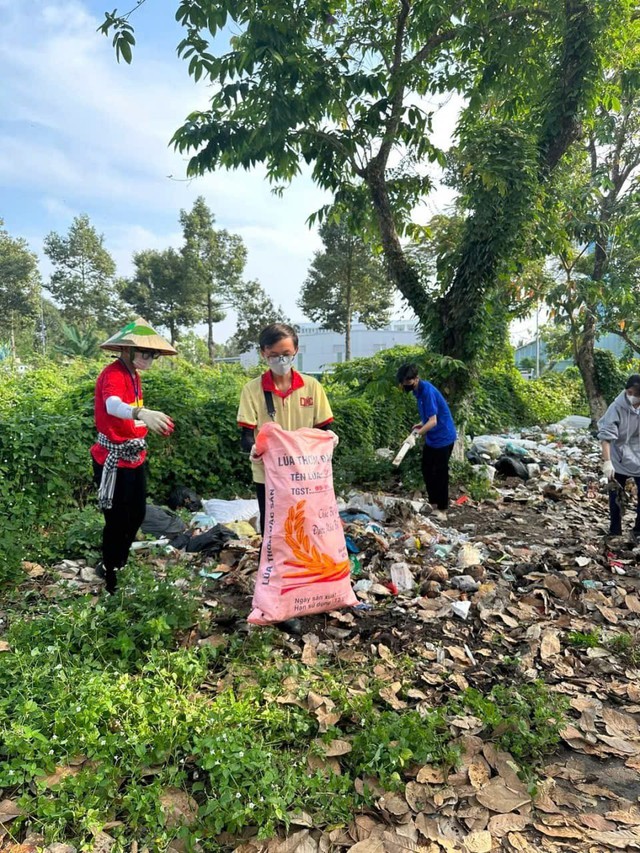 &Aacute;nh s&aacute;ng từ những bước ch&acirc;n - Ảnh 5.