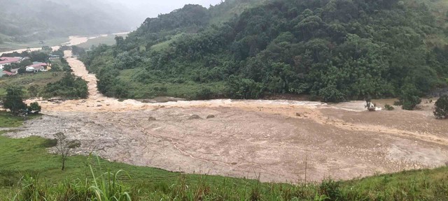 Cảnh giác lũ quét, sạt lở đất từ Quảng Trị - Quảng Ngãi - Ảnh 1.