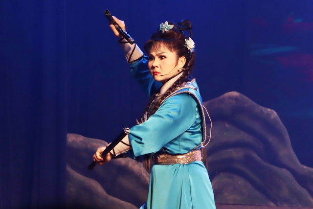 Cháu gái NSND Thanh Tòng - Lê Thanh Thảo: Từng chạnh lòng đến muốn bỏ nghề - Ảnh 4.