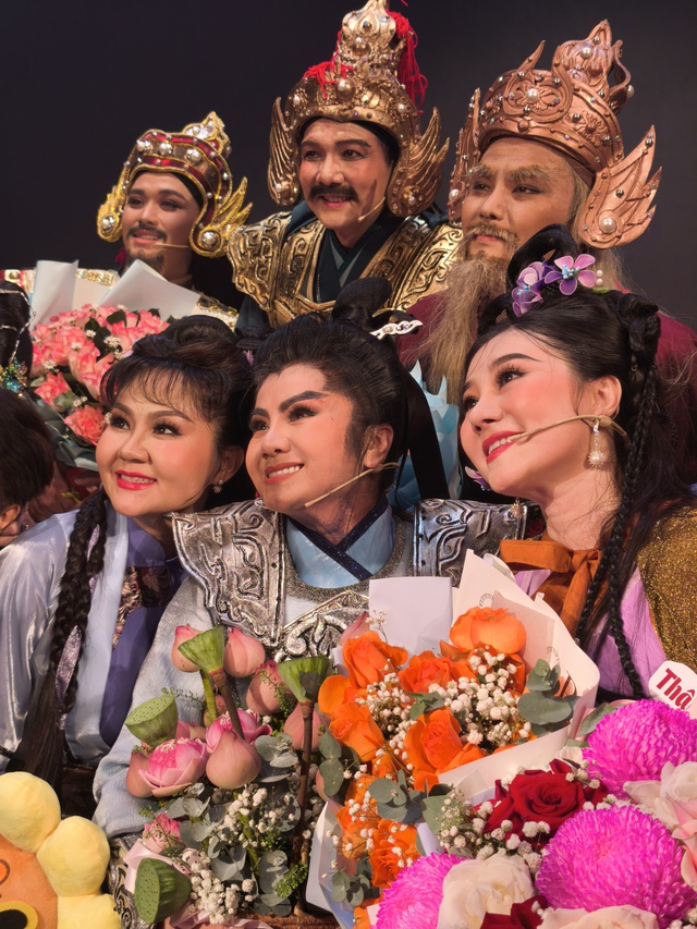 Cháu gái NSND Thanh Tòng - Lê Thanh Thảo: Từng chạnh lòng đến muốn bỏ nghề - Ảnh 2.