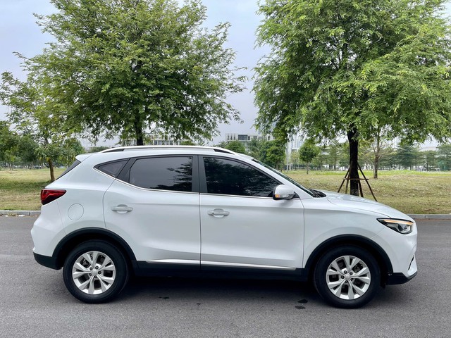 MG ZS chạy lướt giá khoảng 450 triệu đồng, có nên mua chạy gia đình? - Ảnh 2.