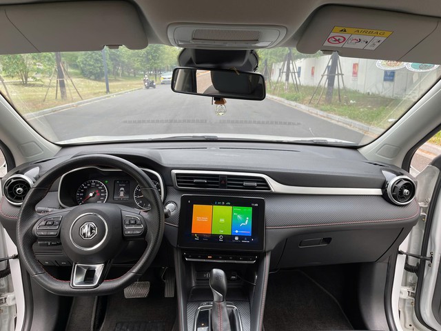 MG ZS chạy lướt giá khoảng 450 triệu đồng, có nên mua chạy gia đình? - Ảnh 3.