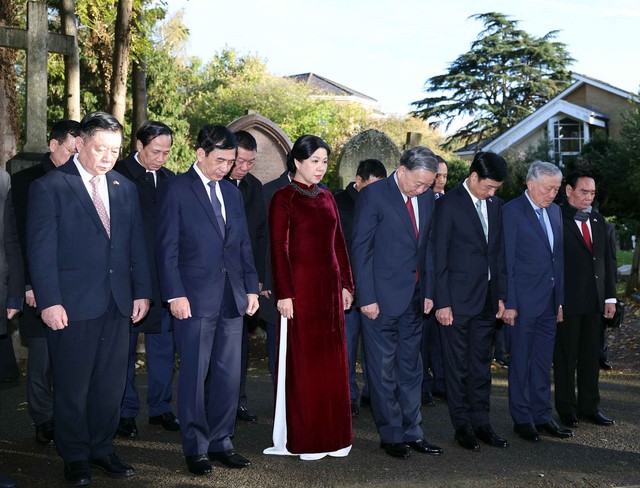 Tổng Bí thư Tô Lâm viếng mộ Karl Marx tại London- Ảnh 2. Tổng Bí thư Tô Lâm viếng mộ Karl Marx tại London- Ảnh 2.