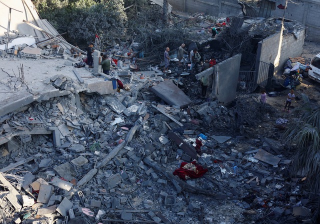 Xung đột đẫm máu bùng phát ở Gaza - Ảnh 1.