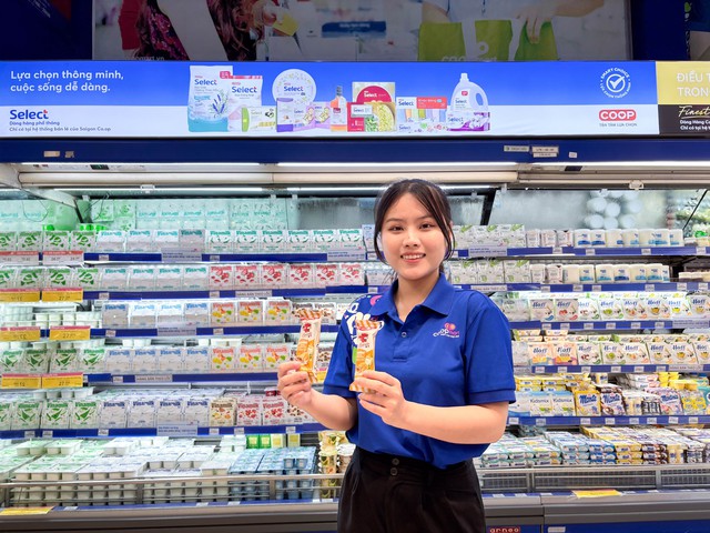 Saigon Co.op tung ‘Triệu deal tri ân’ mở màn tháng cao điểm mua sắm cuối năm- Ảnh 5. Saigon Co.op tung ‘Triệu deal tri ân’ mở màn tháng cao điểm mua sắm cuối năm- Ảnh 5.