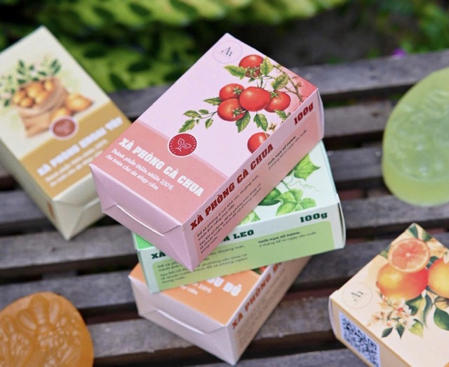 Sinh viên làm xà phòng từ trái cây bị ‘chê’ - Ảnh 3.