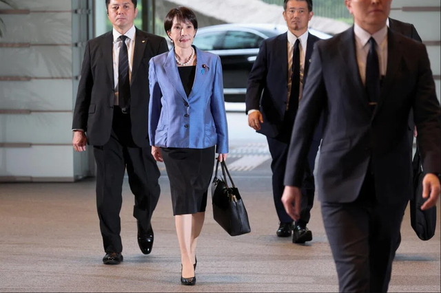 Túi xách Hamano được Thủ tướng Nhật Bản yêu thích: Hiện tượng thời trang mới - Ảnh 1. Túi xách Hamano được Thủ tướng Nhật Bản yêu thích: Hiện tượng thời trang mới - Ảnh 1.