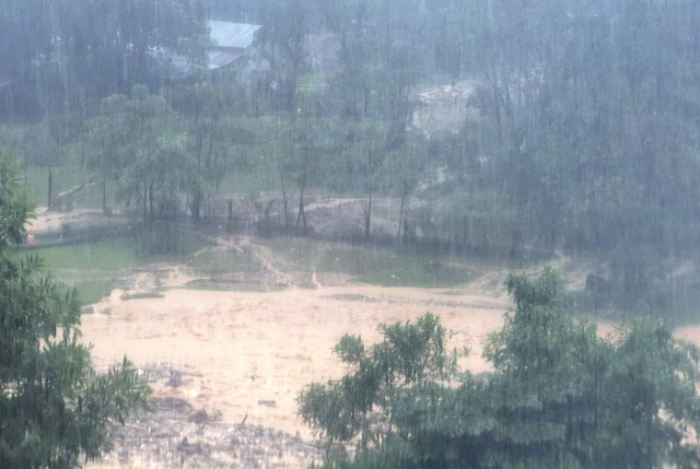 Lũ ‘xóa sổ’ một ngôi làng vùng cao Đà Nẵng- Ảnh 1. Lũ ‘xóa sổ’ một ngôi làng vùng cao Đà Nẵng- Ảnh 1.