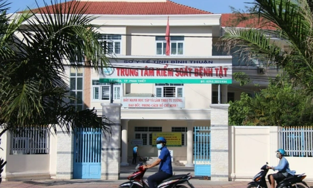 Lâm Đồng: Bắt tạm giam cựu giám đốc CDC Bình Thuận - Ảnh 1.