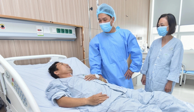 Ca ghép gan cấp cứu đặc biệt số 9 - Ảnh 2.