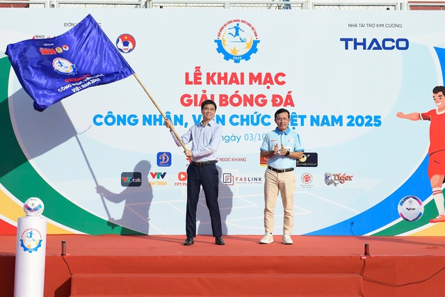 Hào hứng khai mạc giải bóng đá công nhân, viên chức Việt Nam 2025- Ảnh 1. Hào hứng khai mạc giải bóng đá công nhân, viên chức Việt Nam 2025- Ảnh 1.