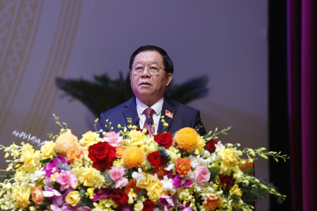 Ông Nguyễn Trọng Nghĩa nhấn mạnh 6 nhiệm vụ trọng tâm của Đảng bộ Gia Lai - Ảnh 3. Ông Nguyễn Trọng Nghĩa nhấn mạnh 6 nhiệm vụ trọng tâm của Đảng bộ Gia Lai - Ảnh 3.