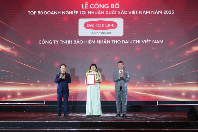 Dai-ichi Life Việt Nam vinh dự nhận 'Top 500 Doanh nghiệp Lợi nhuận tốt nhất Việt Nam' - Ảnh 2.