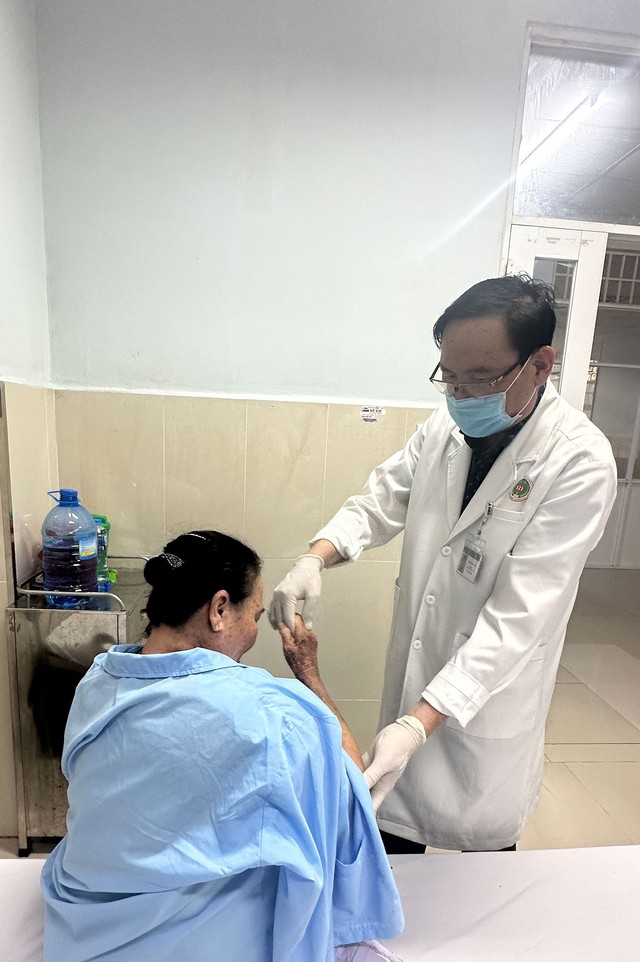 Những nỗ lực vượt bậc ở Bệnh viện Quân y 121- Ảnh 2. Những nỗ lực vượt bậc ở Bệnh viện Quân y 121- Ảnh 2.