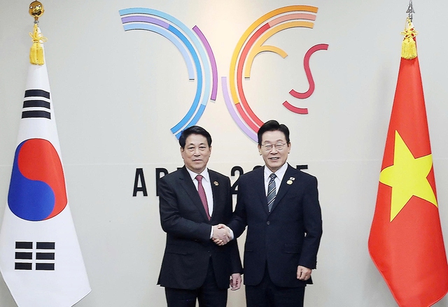 Chủ tịch nước Lương Cường ph&aacute;t biểu tại APEC 2025 về sự ổn định v&agrave; cơ hội ph&aacute;t triển - Ảnh 2.