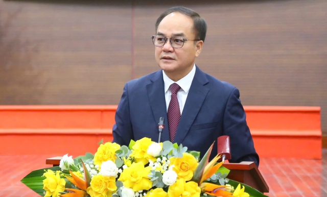 7 tỉ USD ngoại hối gửi về mỗi năm, lao động Việt vẫn 'oằn mình' vì phí  - Ảnh 1.