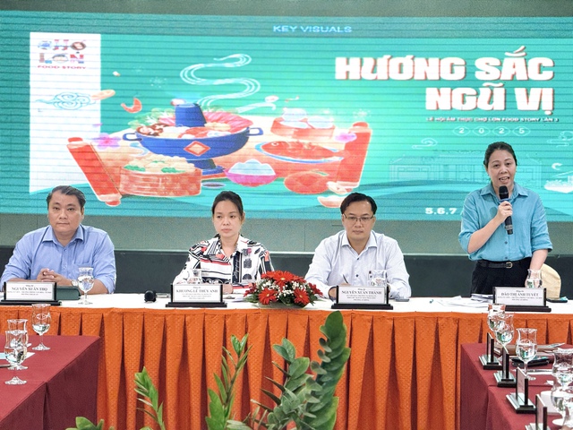 Hàng trăm món ngon Việt - Hoa hội tụ tại lễ hội ẩm thực Chợ Lớn - Ảnh 1.